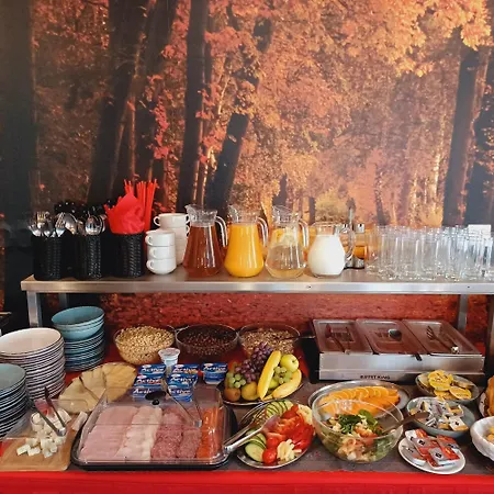 Aparthotel Revelton 4*