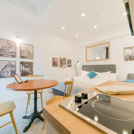 Aparthotel Revelton 4*