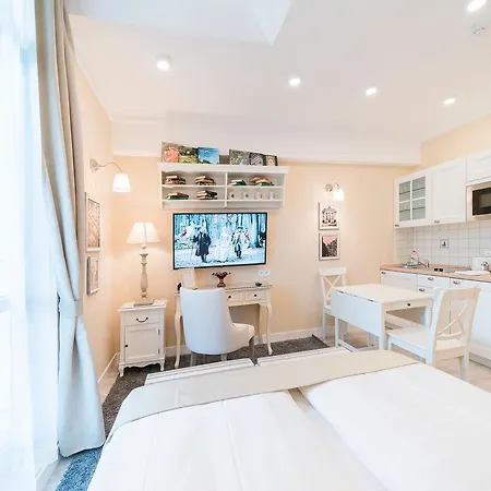 Aparthotel Revelton 4*