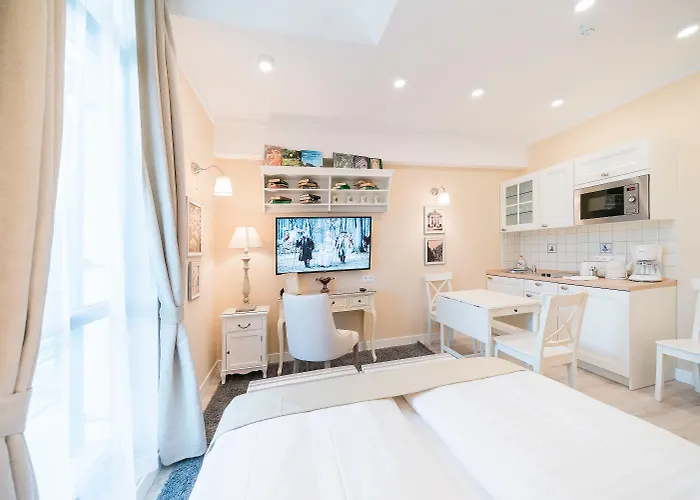 Aparthotel Revelton 4*